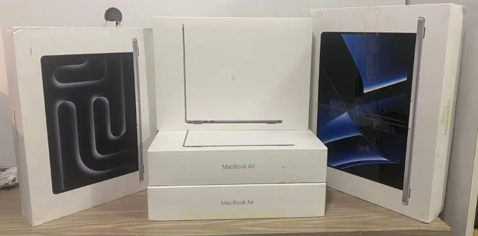 Caixas originais de MacBook Air e MacBook Pro