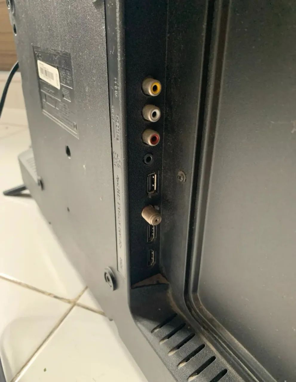 TV PHILCO 32 Polegadas LED HD - Foto 3