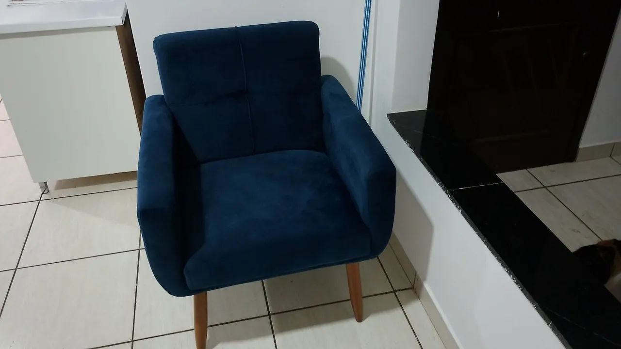 Poltrona NOVA azul marinho - Foto 2