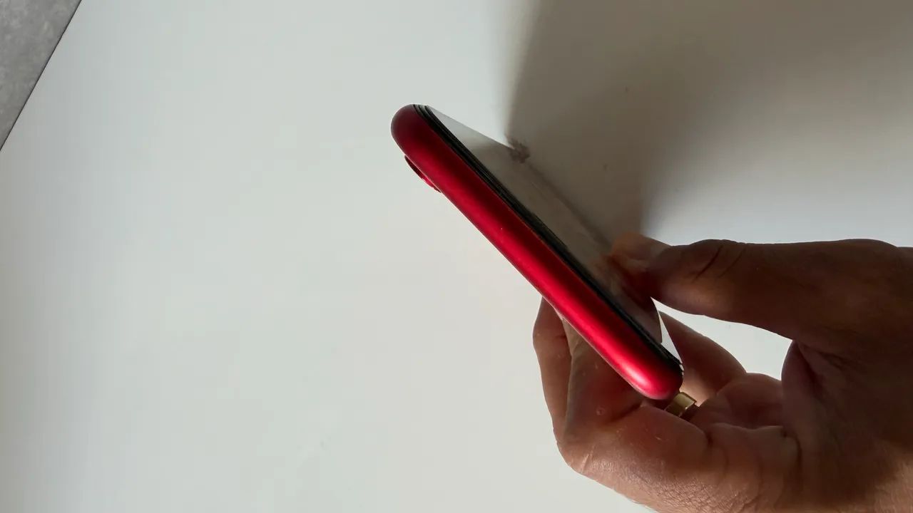 iPhone XR 128 GB. Vermelho. Original. - Foto 3