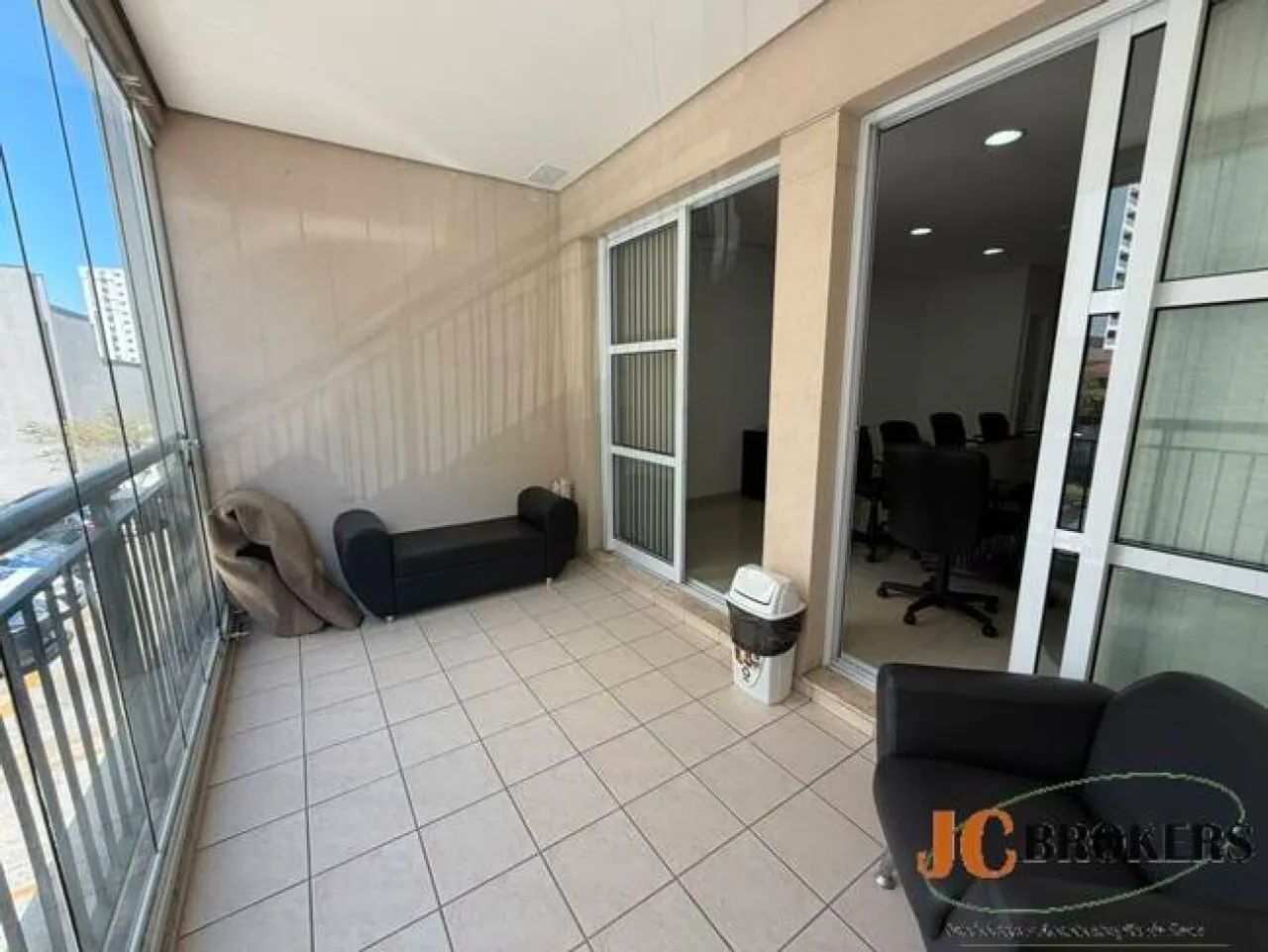 Conjunto Comercial com 50m² de área útil - Foto 4