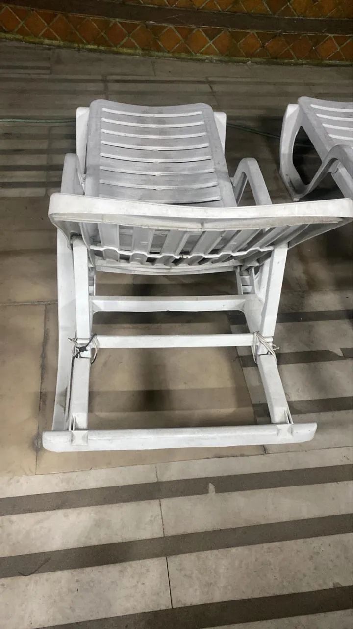 Espreguiçadeira e colchonete - Foto 2