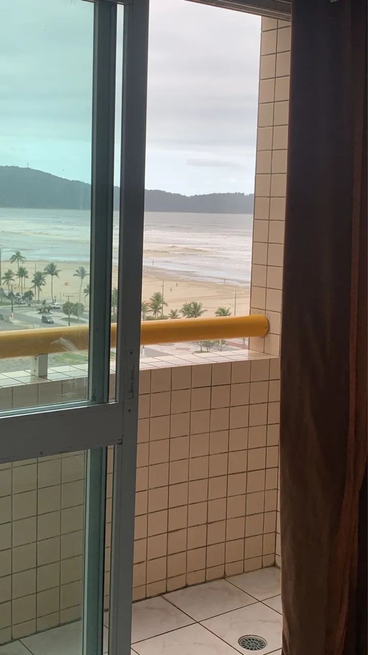Apartamento na Praia Grande 