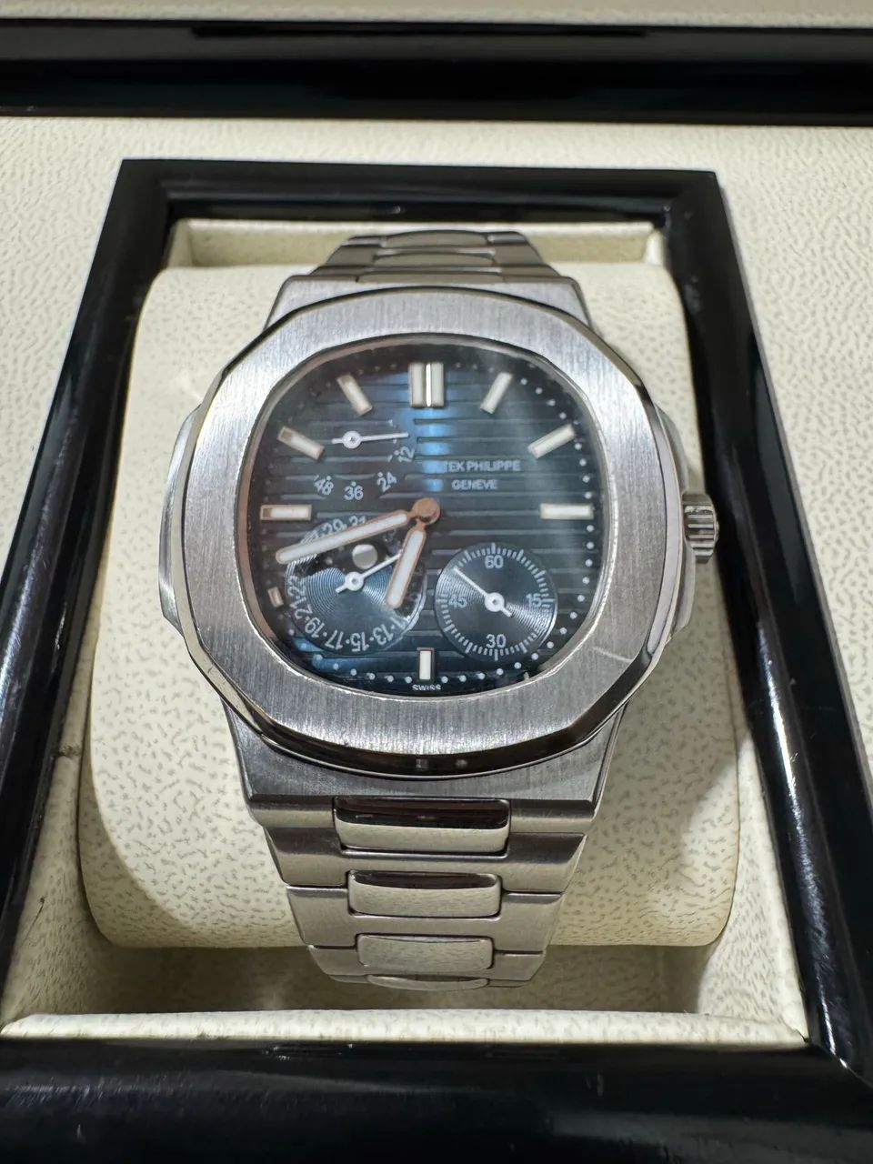 PATEK PHILIPPE NAUTILUS