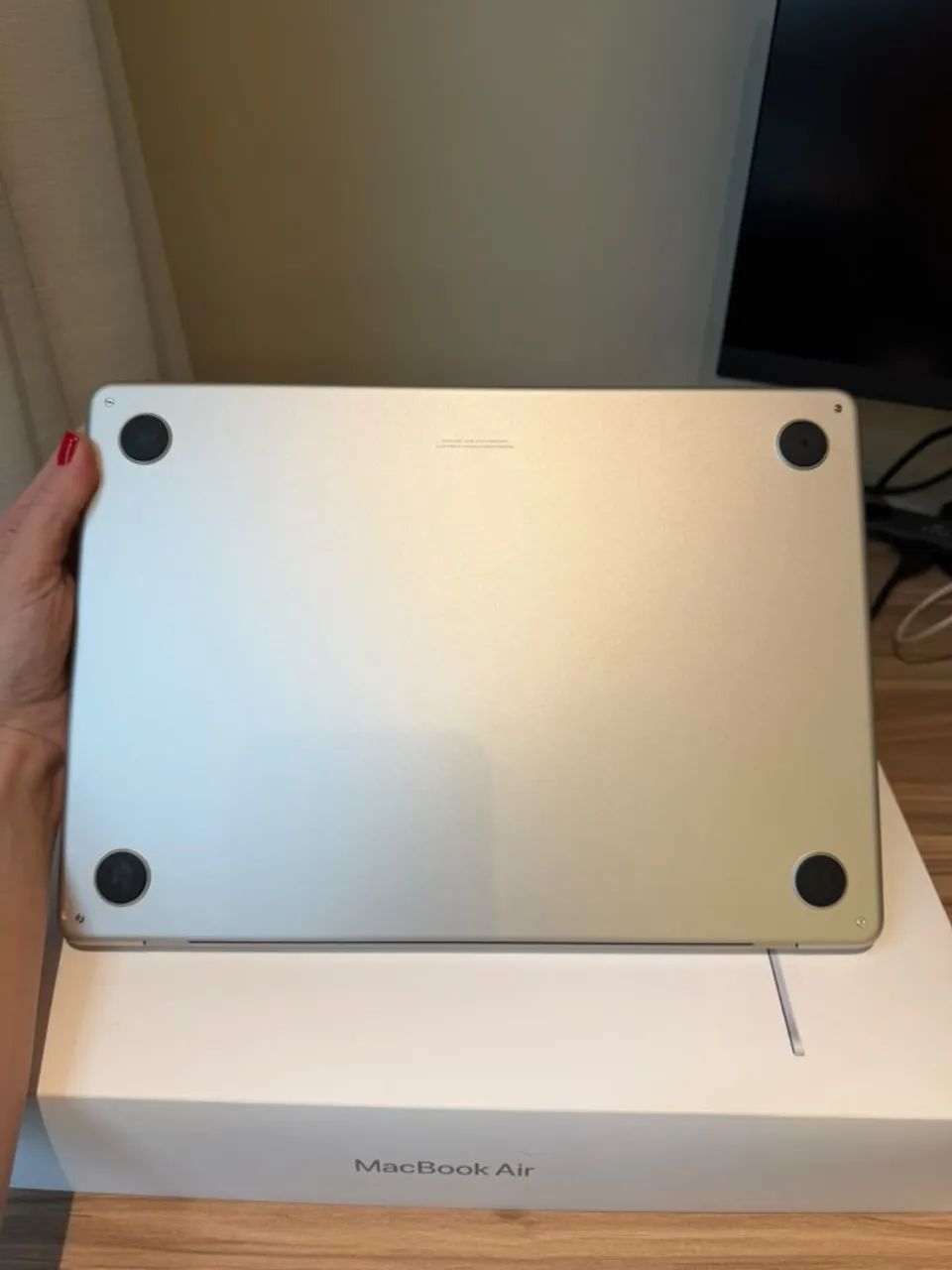 MACBOOK AIR M3 13 POLEGADAS 2024 - Foto 2