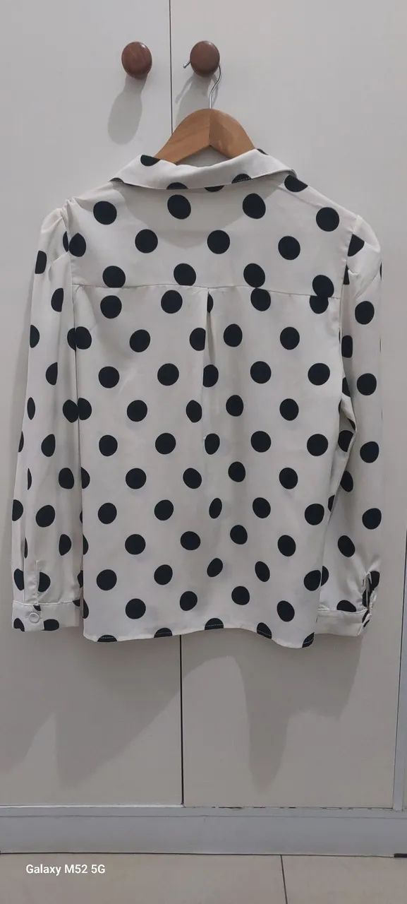Camisa linda em poá - Foto 3