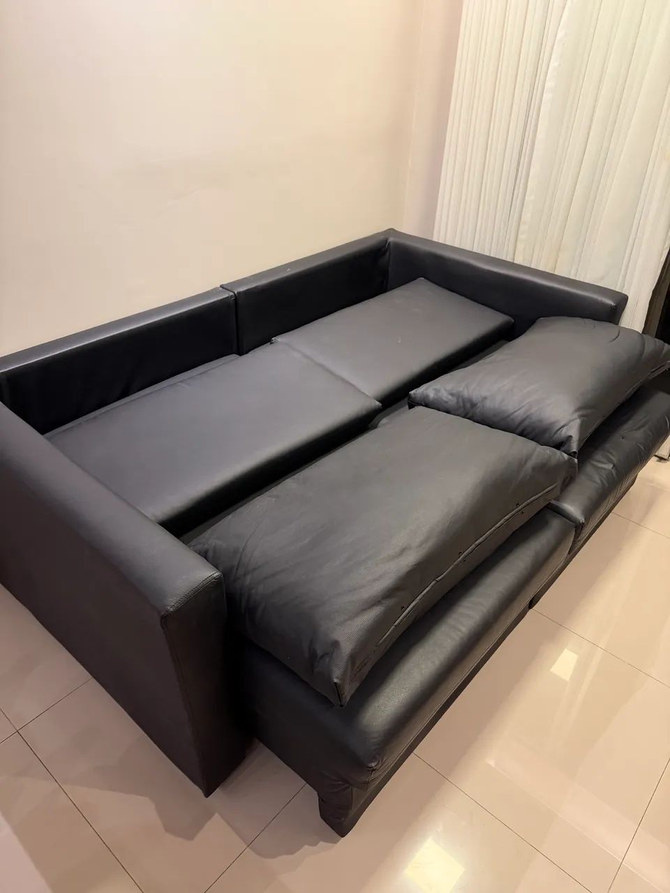 Sofá retrátil em Corino65581374664450122