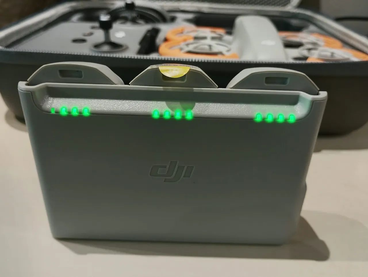 Drone DJI Neo com Controle e Acessórios - Completo - Foto 5