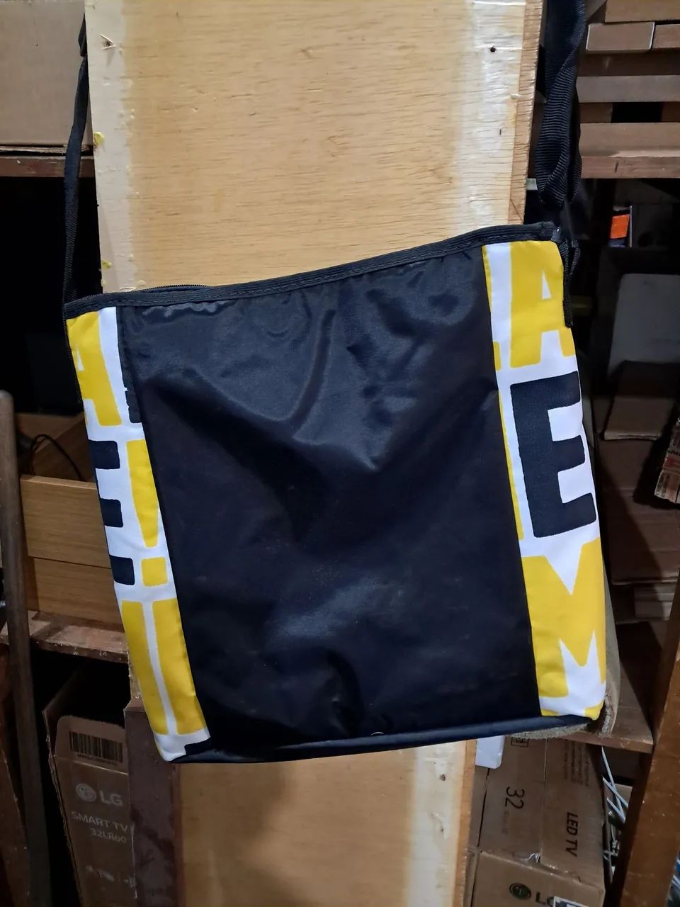 Bolsa térmica em excelente estado de conservação e limpeza usada - Foto 3