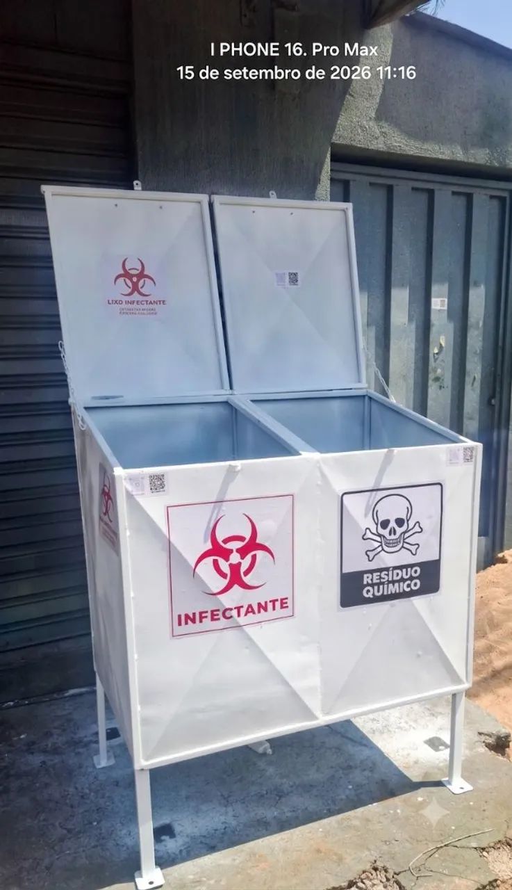 Lixeira para lixo infectantes e resíduos Químicos.  Com divisória 