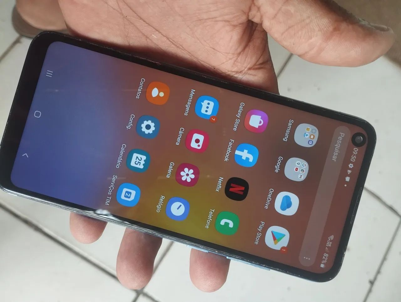 Celular Samsung A11 Funcionando (Entrega Grátis) - Foto 2