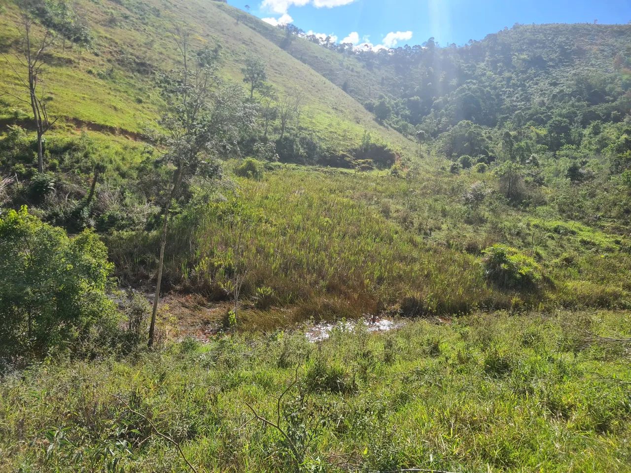 VENDO E TROCO ABAIXO DO VALOR - Foto 4