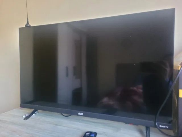 Smart TV Roku 32 polegadas, acompanha controle e antena interna. - Foto 2
