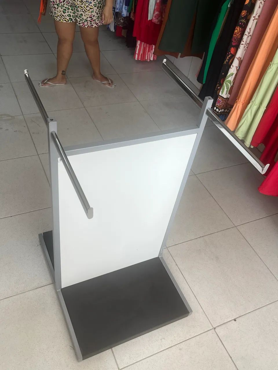 Expositor para meio de loja - Foto 2