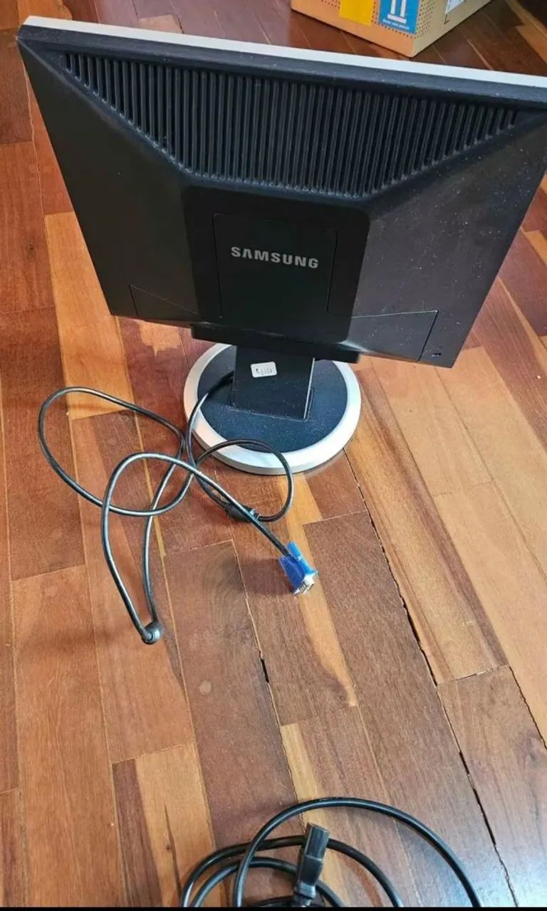 Monitor Samsung SyncMaster 17 polegadas - Foto 5