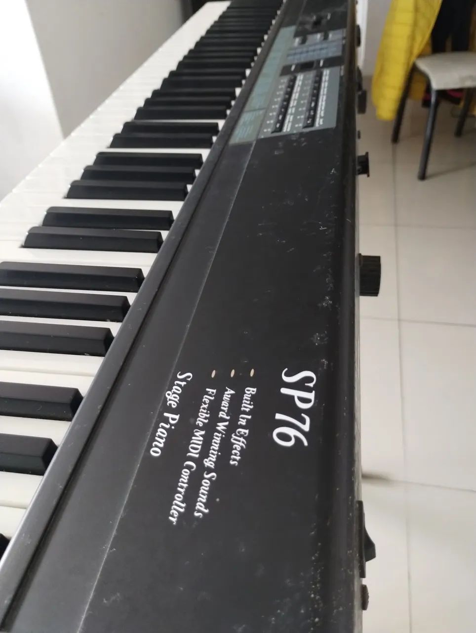 Piano digital kurzweill SP76 