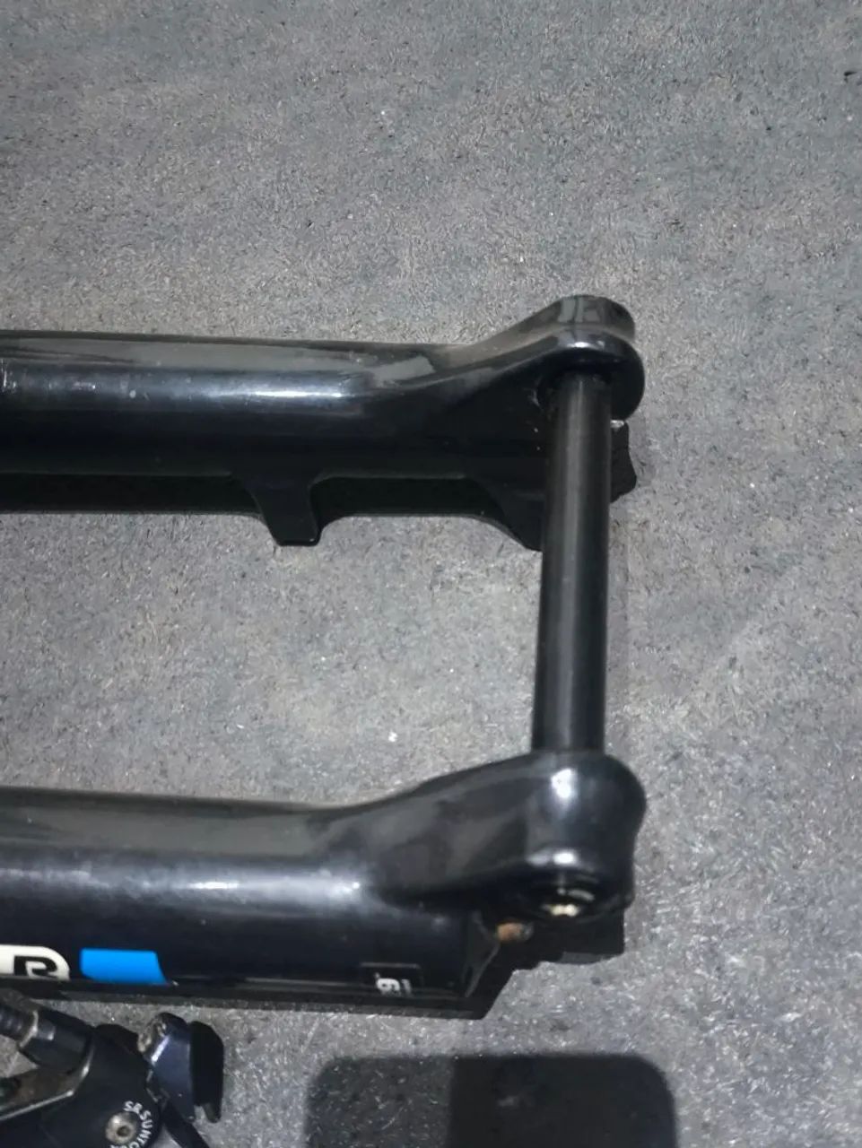 Suspensão BOOST trava guidão XCM30 - Foto 5