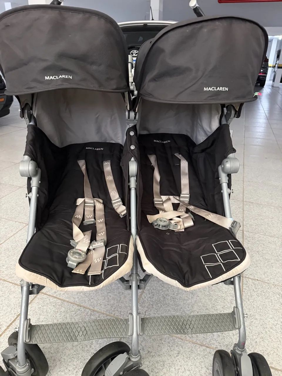 Carrindo de Bebê para gêmeos - Foto 2