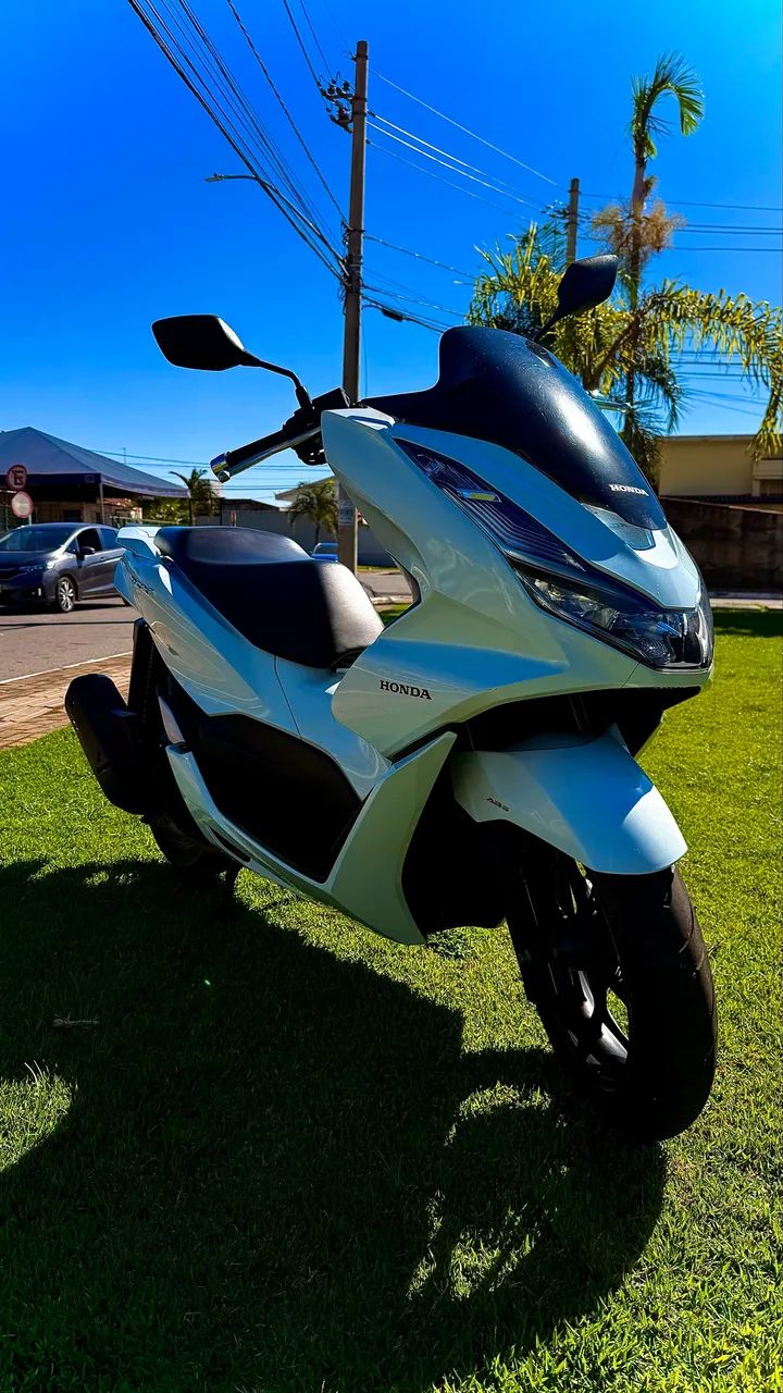 HONDA - PCX  2024