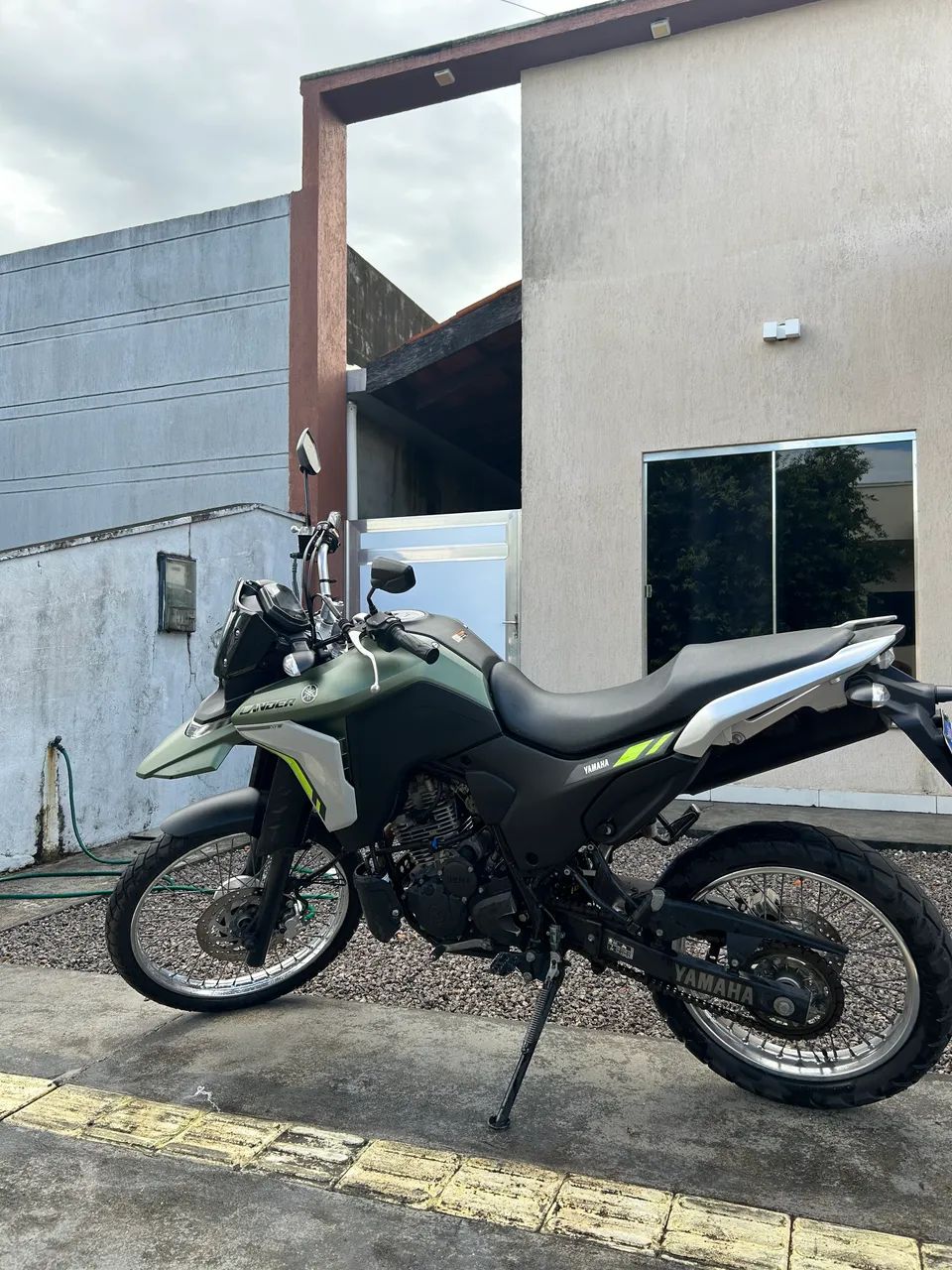 YAMAHA XTZ 250 LANDER  - Foto 3