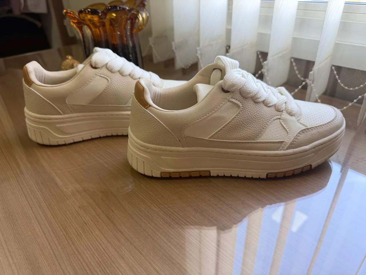 Tênis couro casual 