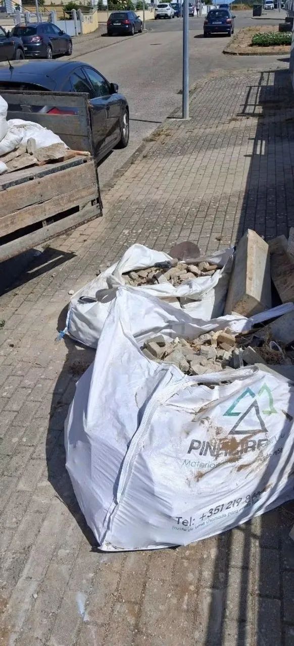 Retiro entulho móveis eletrônicos melhor preço da região  - Foto 4