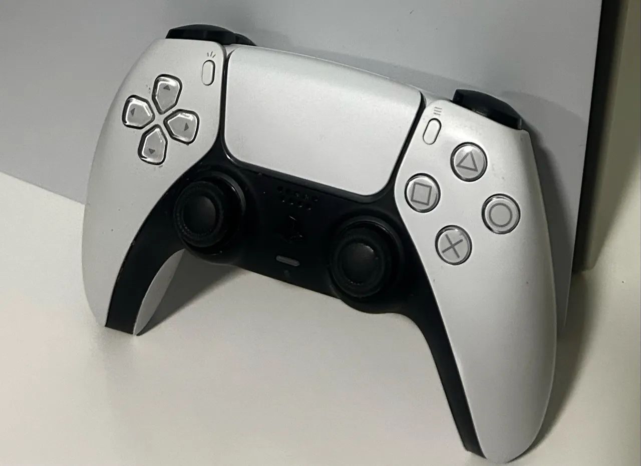 Controle Original PS5 cor Branco funcionando perfeitamente 