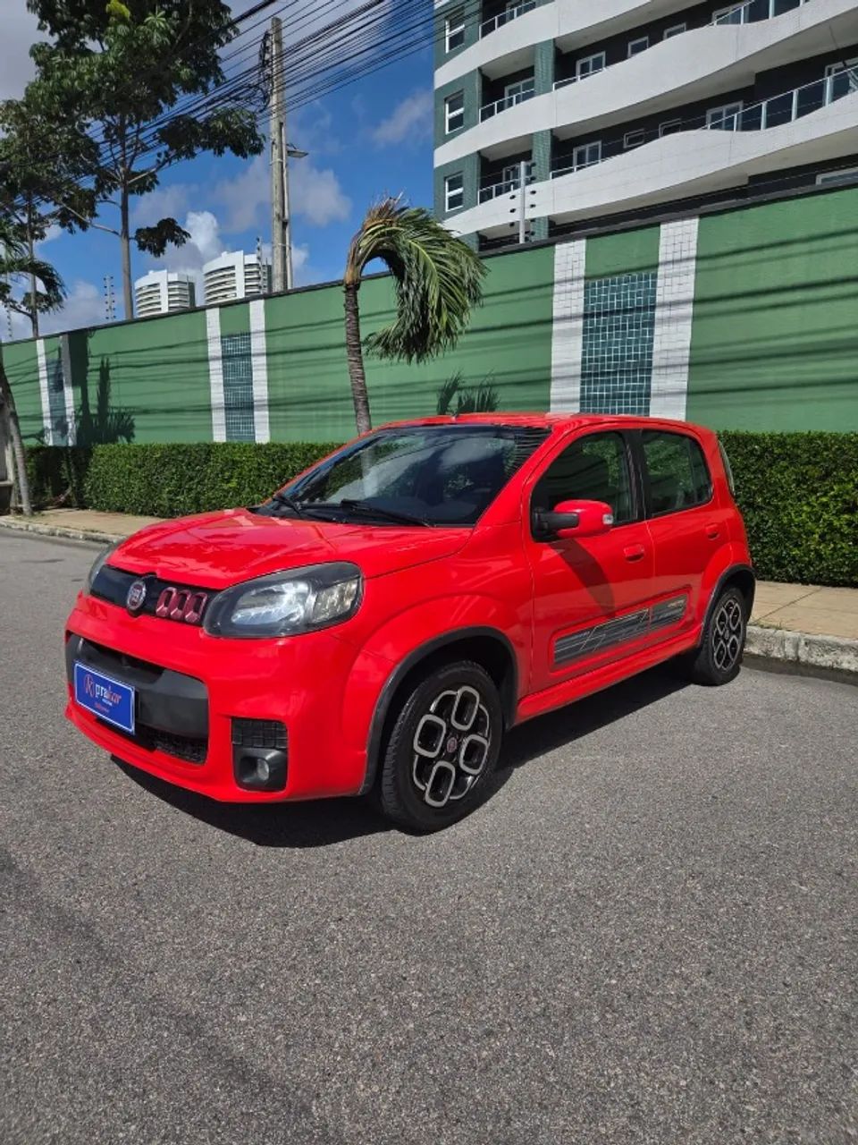 Fiat Uno Sporting 1.4 EVO Fire Flex 8V 4P 2015