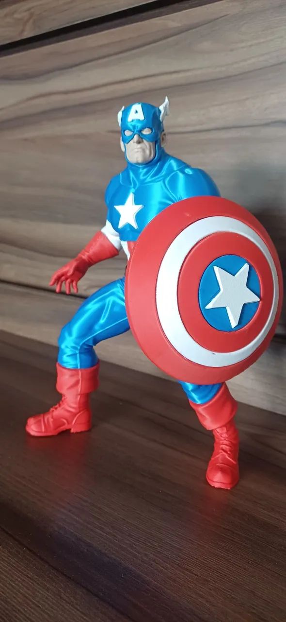 Hulk + capitao america boneco  - Foto 3