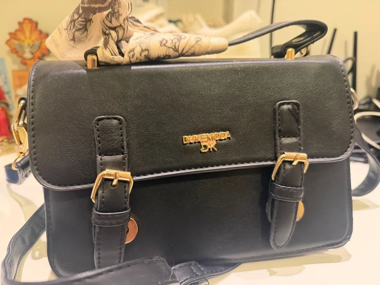 Bolsa preta transversal 