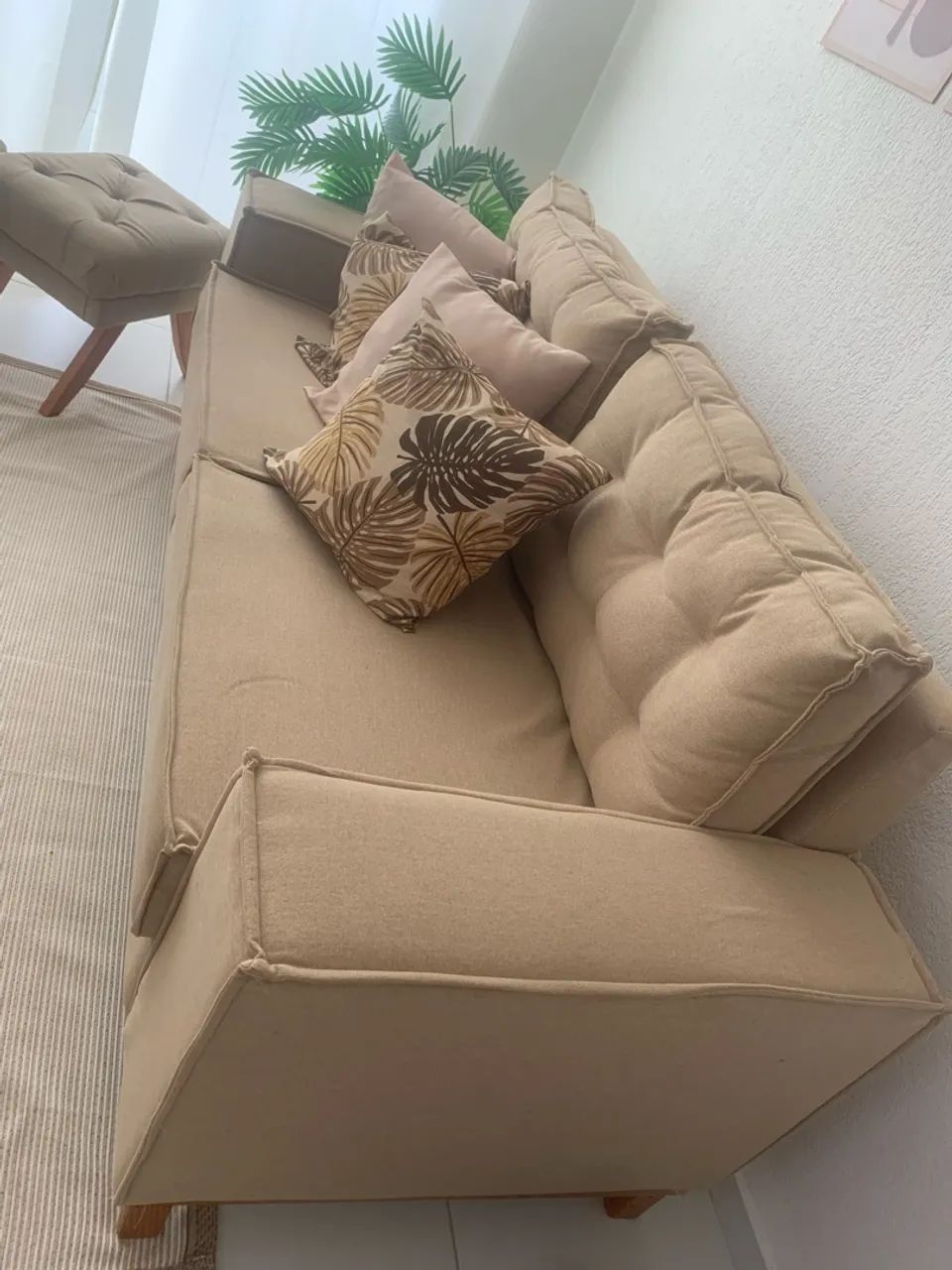 Sofá 1 mês de comprado , SEM USO acompanha duas poltronas  - Foto 4