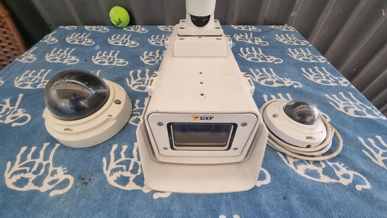 Camera ip axis 3cameras