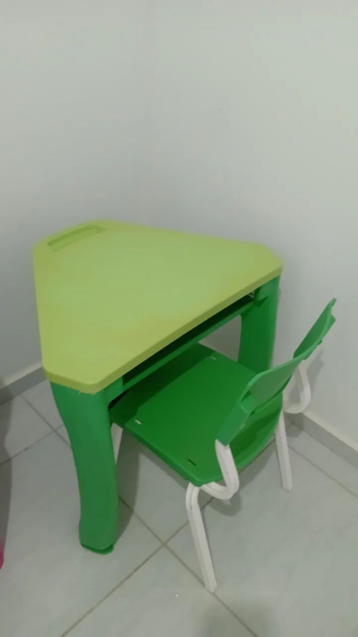 Mesa de estudo infantil plástica  - Foto 2