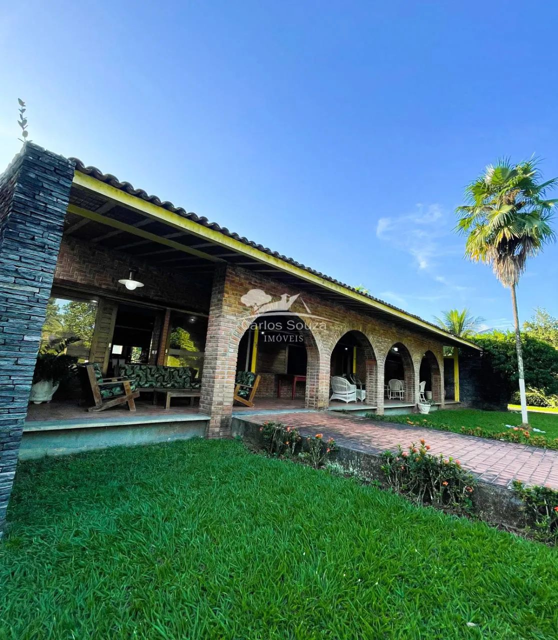 Casa fora de Condominio Cód: 210