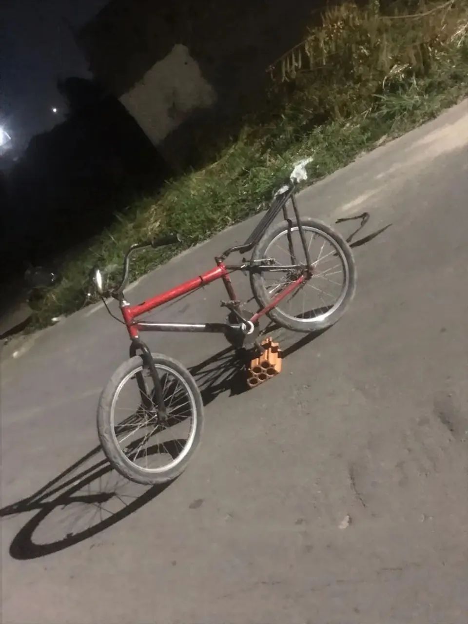 Bicicleta aro 20 montadinha estilo SP 