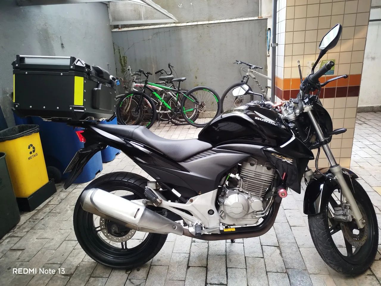 CB 300R - Foto 2