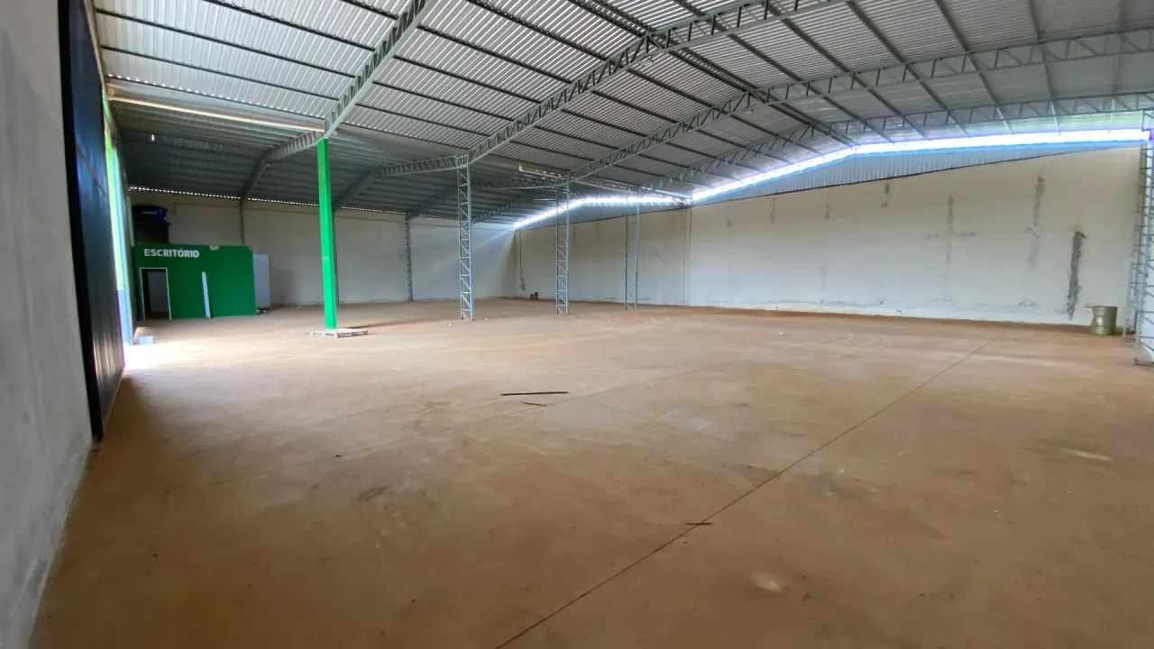 Galpão Comercial em Formosa - BR-020 - Foto 2
