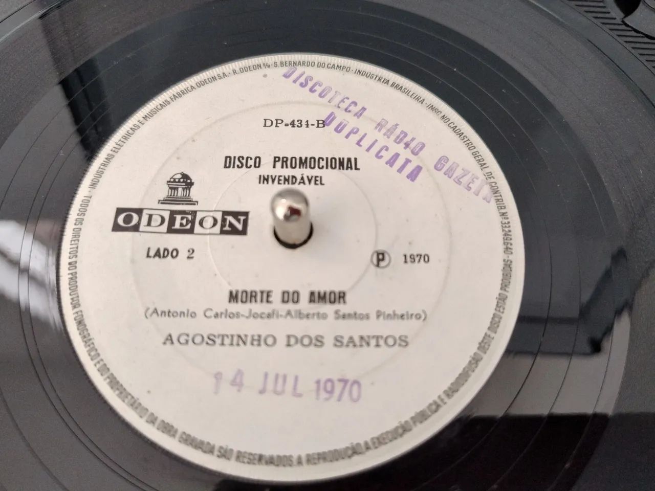 Compacto Agostinho dos Santos Morte do Amor e O Diamante cor de Rosa - Foto 3