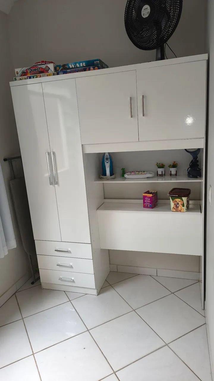 Quarda roupa solteiro 
