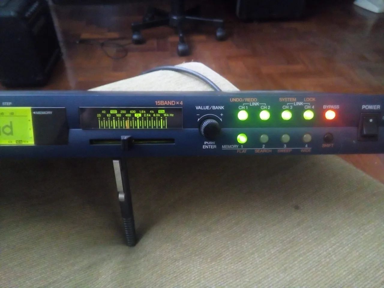 Equalizador Roland srq 4015 - Aparelhos de Som - Bonfim, Belo