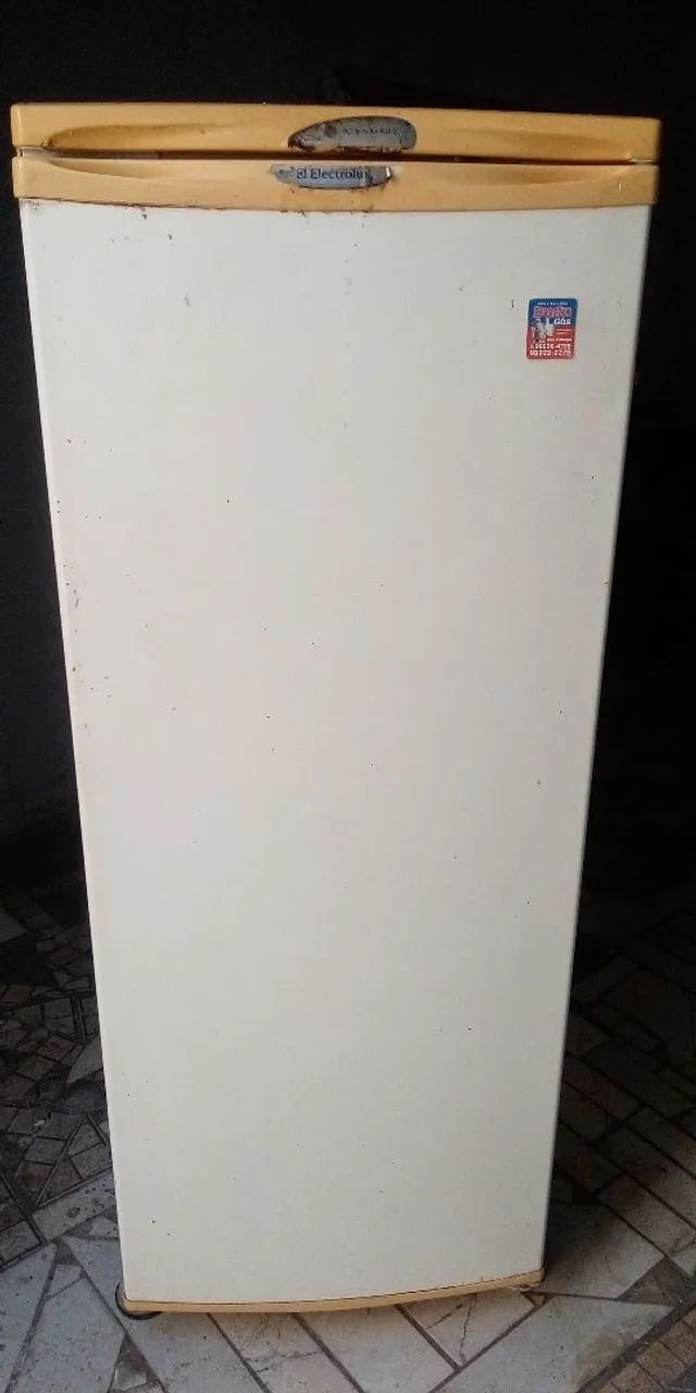  Vendo Geladeira 