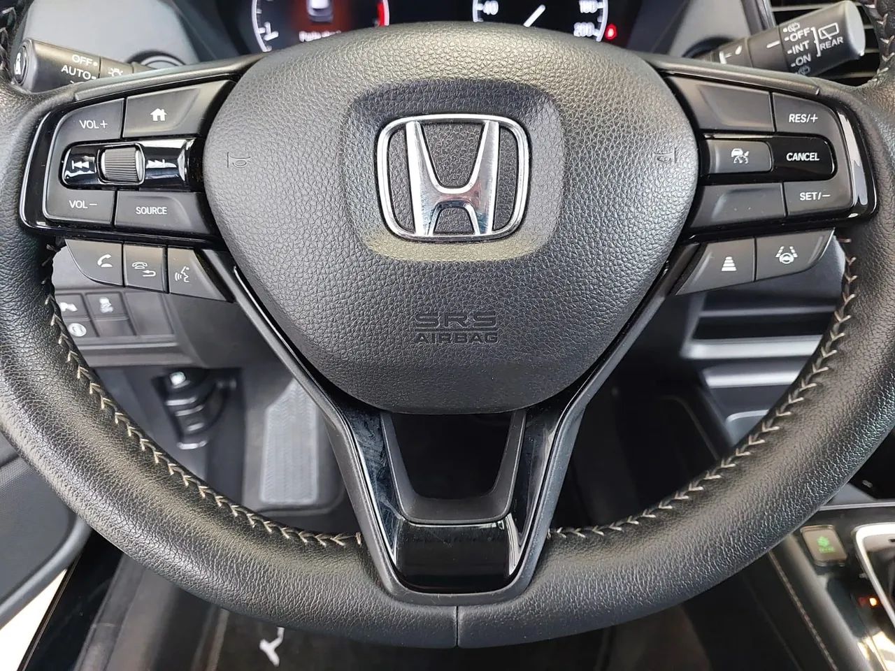 Honda City Hatchback Touring 1.5 Flex 16V Aut, foto 15 de 18
