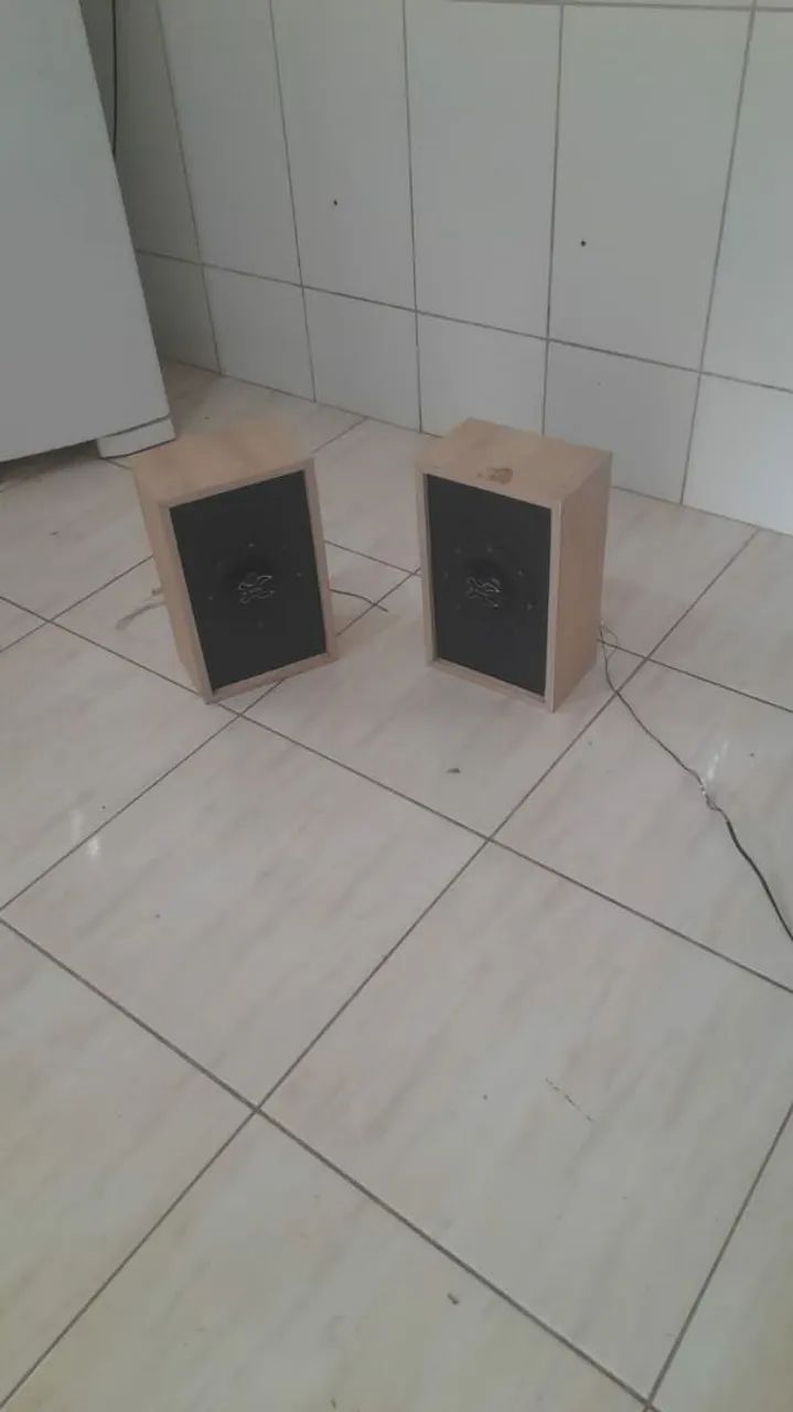 Duas Caixas Passivas 