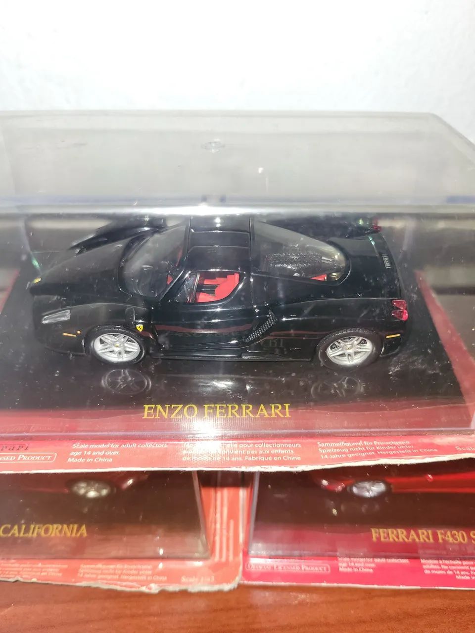 Miniaturas Ferrari collections R$ 200 cada Uma Nova LACRADA + Facículo  ( SÓ RETIRADA  ). - Foto 4