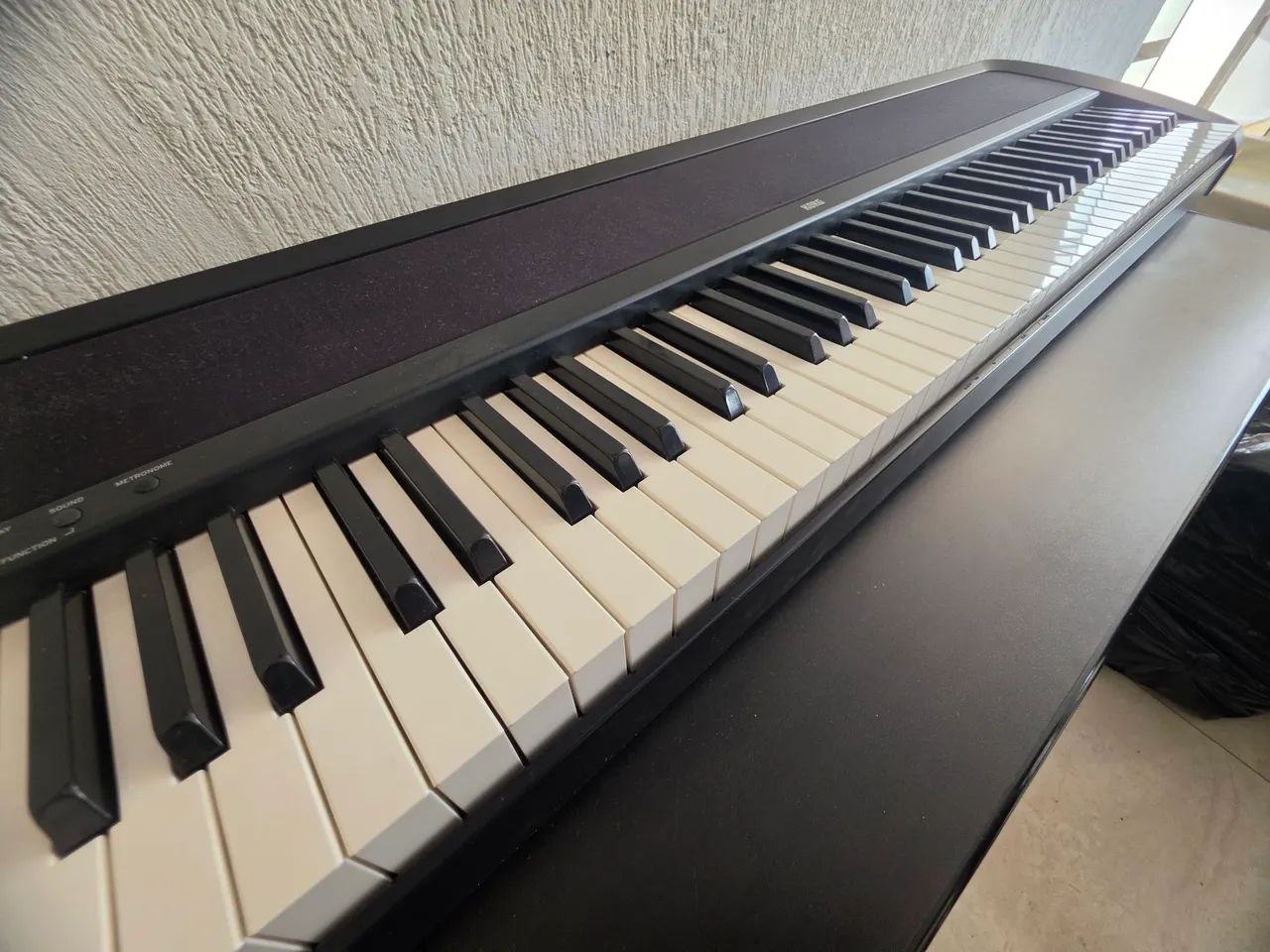 Piano Korg B1