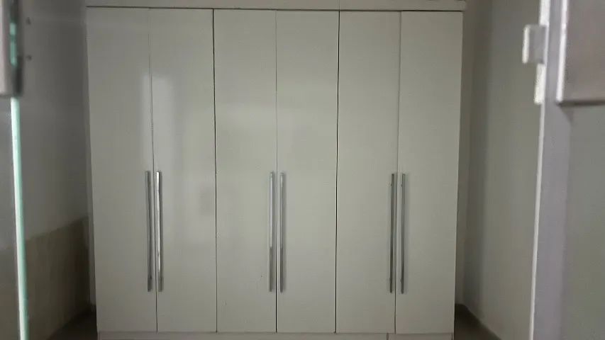 Guarda roupa 6 roupas - Foto 2