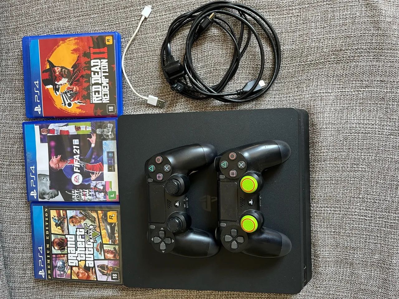 PS4 SLIM 1 TB