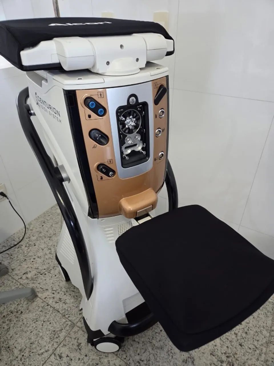 CENTURION Vision System com ACTIVE SENTRY | MyAlcon | Brasil - Foto 2
