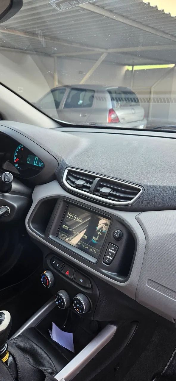 Chevrolet Onix ONIX HATCH LT 1.0 8V FLEXPOWER 5P MEC. 2018