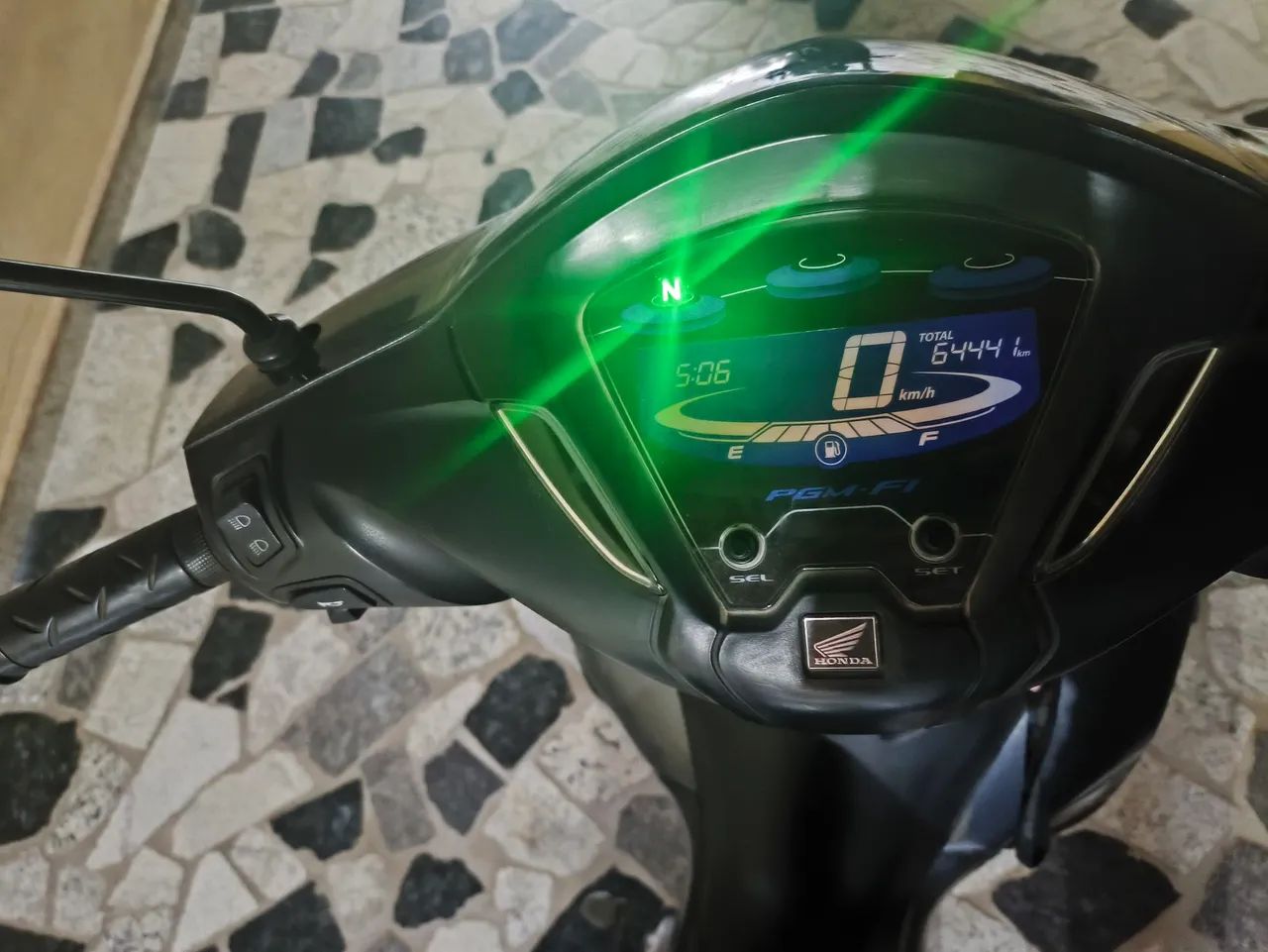 Vende-se  - Foto 3